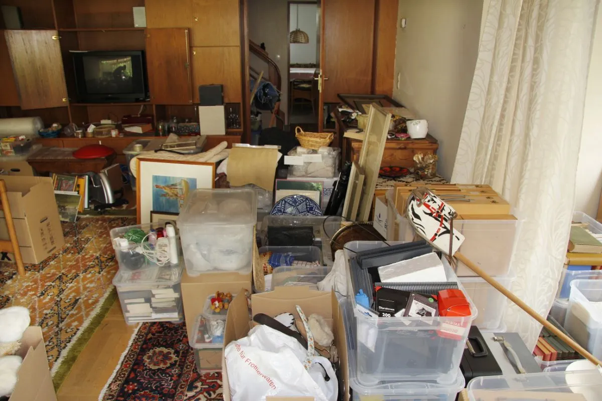 ゴミ屋敷清掃サービス
